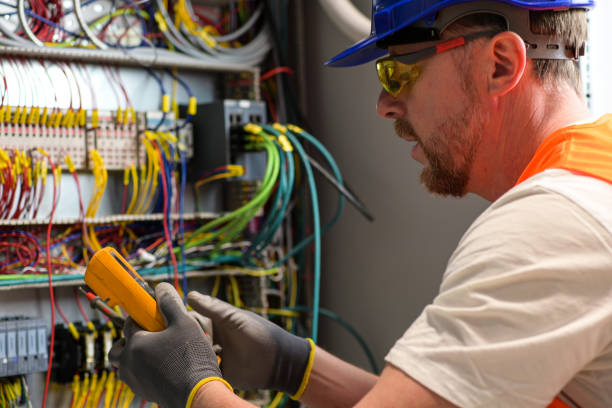 Best Circuit Breaker Repair  in Wabasso, FL